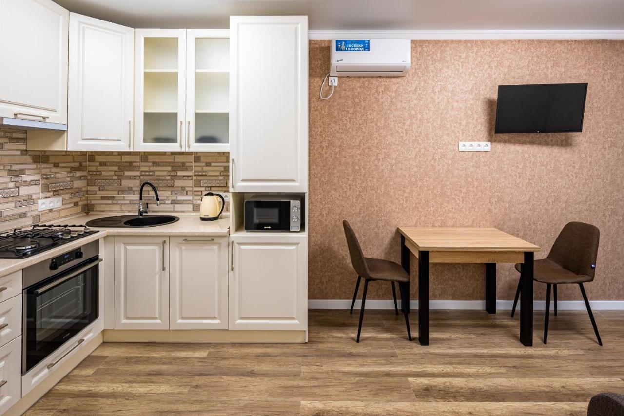 Avalon Time Apartment Lviv Exterior photo
