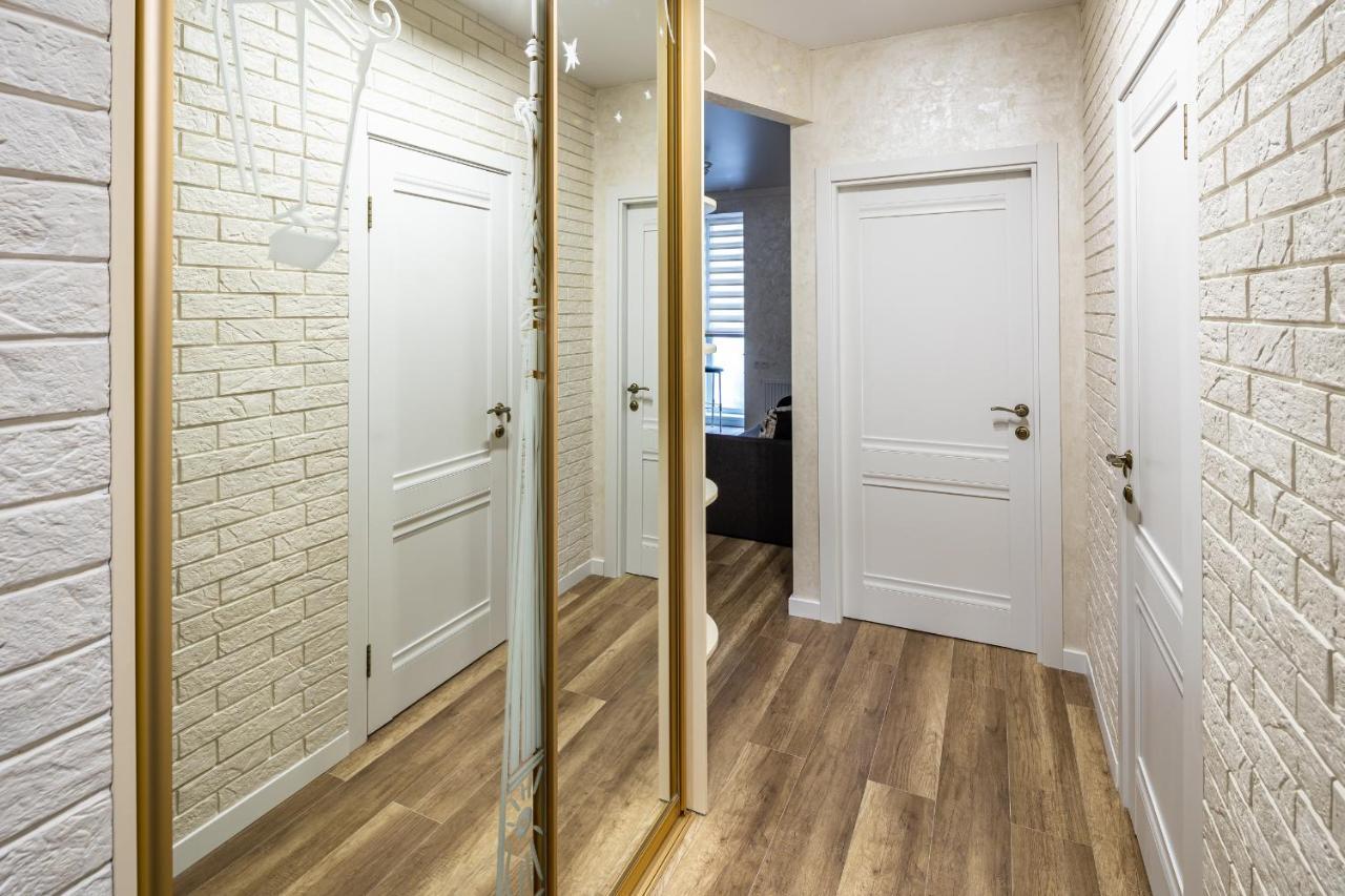 Avalon Time Apartment Lviv Exterior photo