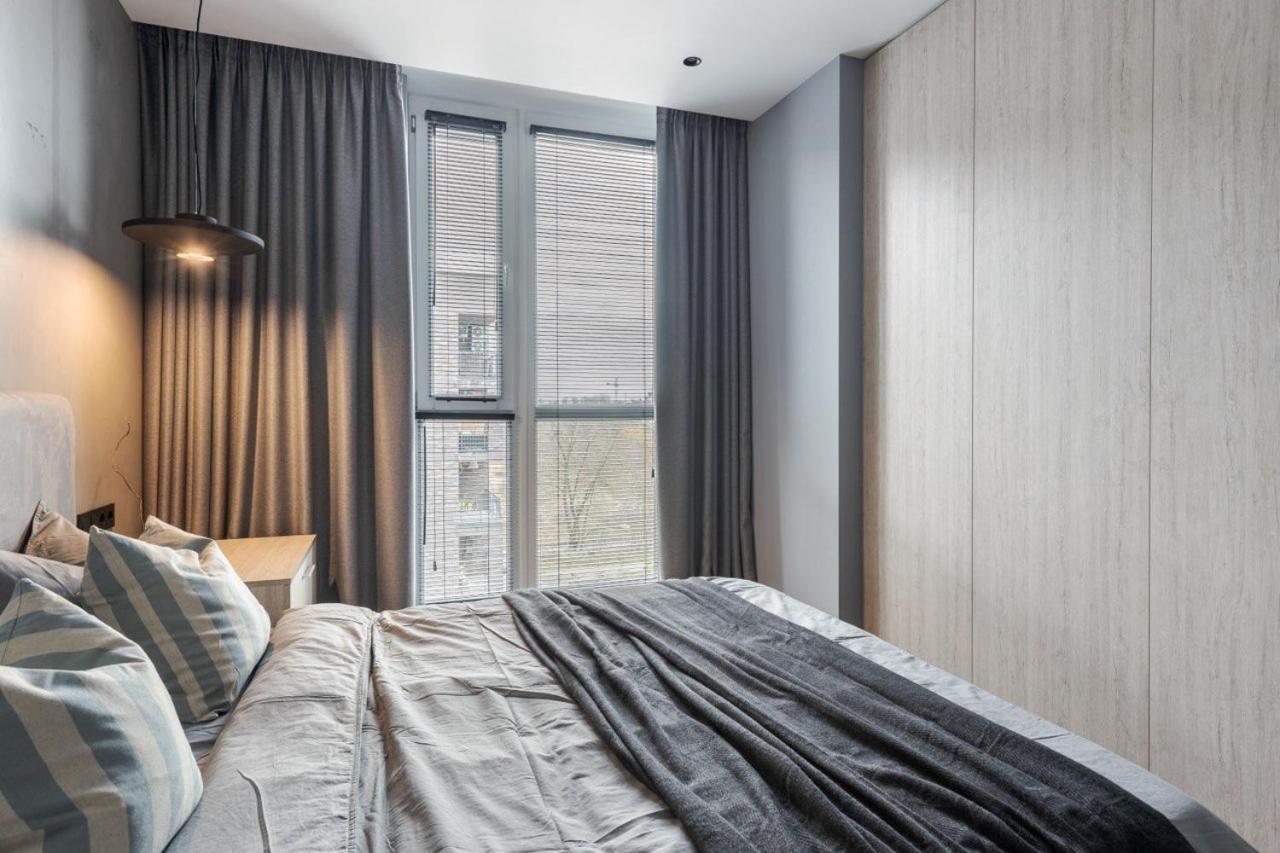 Avalon Time Apartment Lviv Exterior photo
