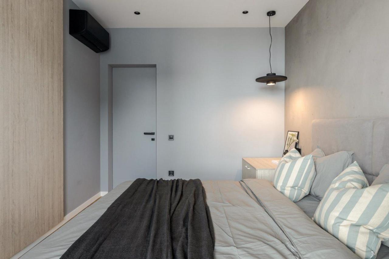 Avalon Time Apartment Lviv Exterior photo