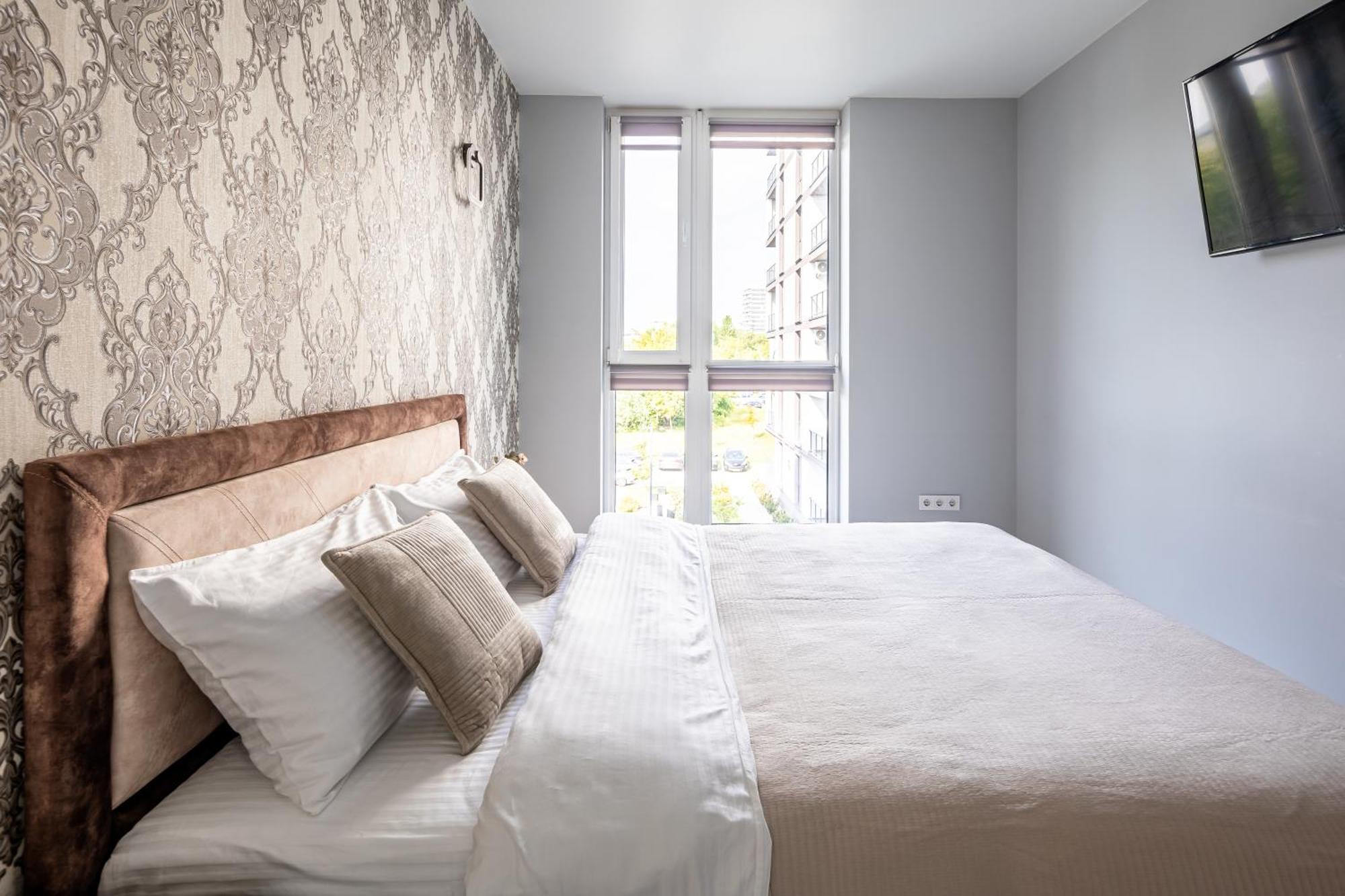 Avalon Time Apartment Lviv Exterior photo